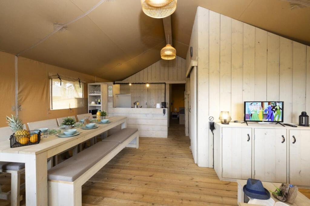 Camping Ushuaia Villages Au Bois Joli Andryes Ngoại thất bức ảnh