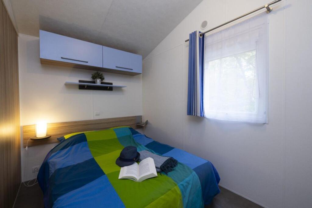 Camping Ushuaia Villages Au Bois Joli Andryes Ngoại thất bức ảnh