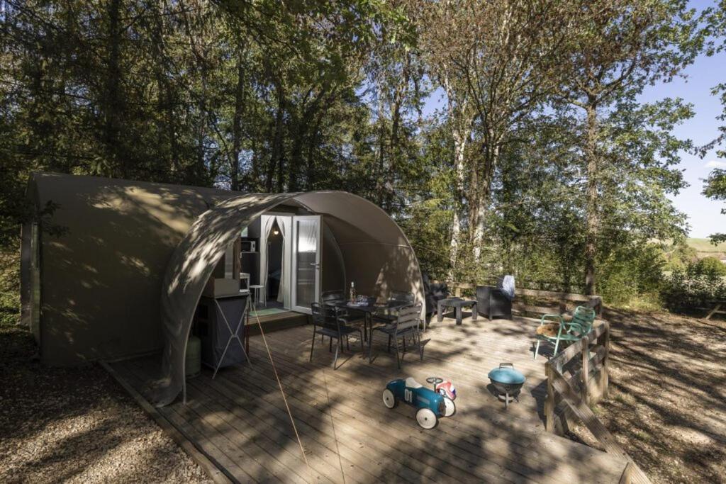 Camping Ushuaia Villages Au Bois Joli Andryes Ngoại thất bức ảnh